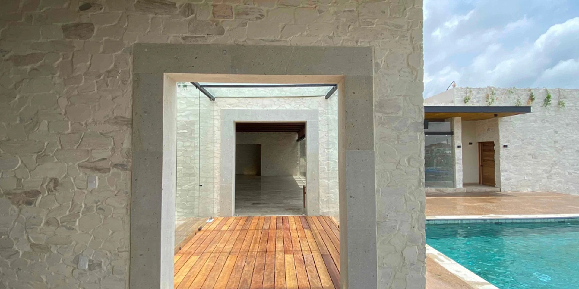 Tu Casa, Tu Santuario, Tu Vida